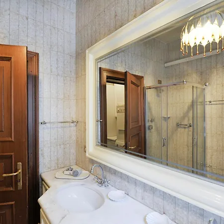 Ur Nest Strada Maggiore Appartement *