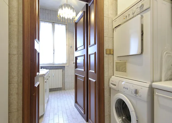 Ur Nest Strada Maggiore *